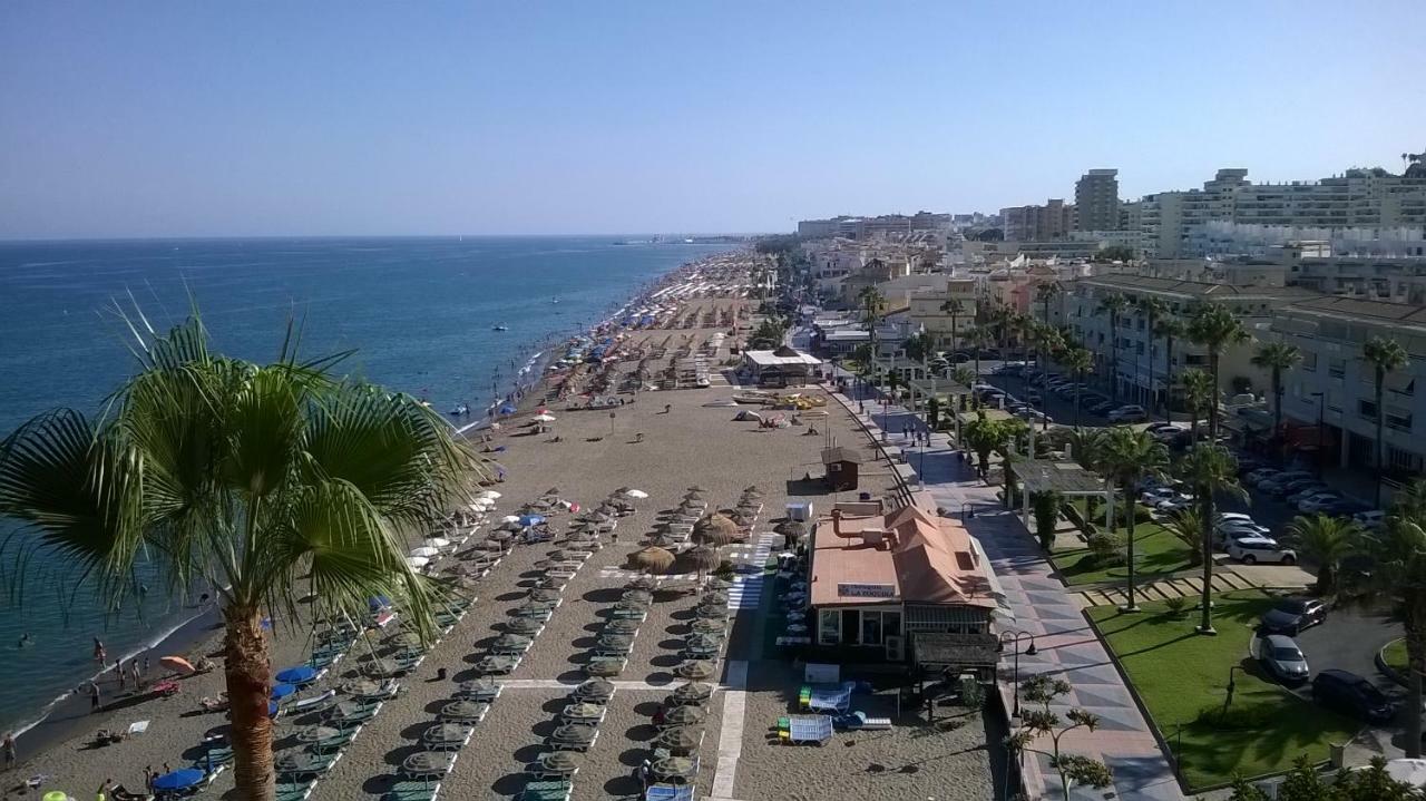 Sea Front Studio With Spacious Balcony Santa Clara Torremolinos Extérieur photo