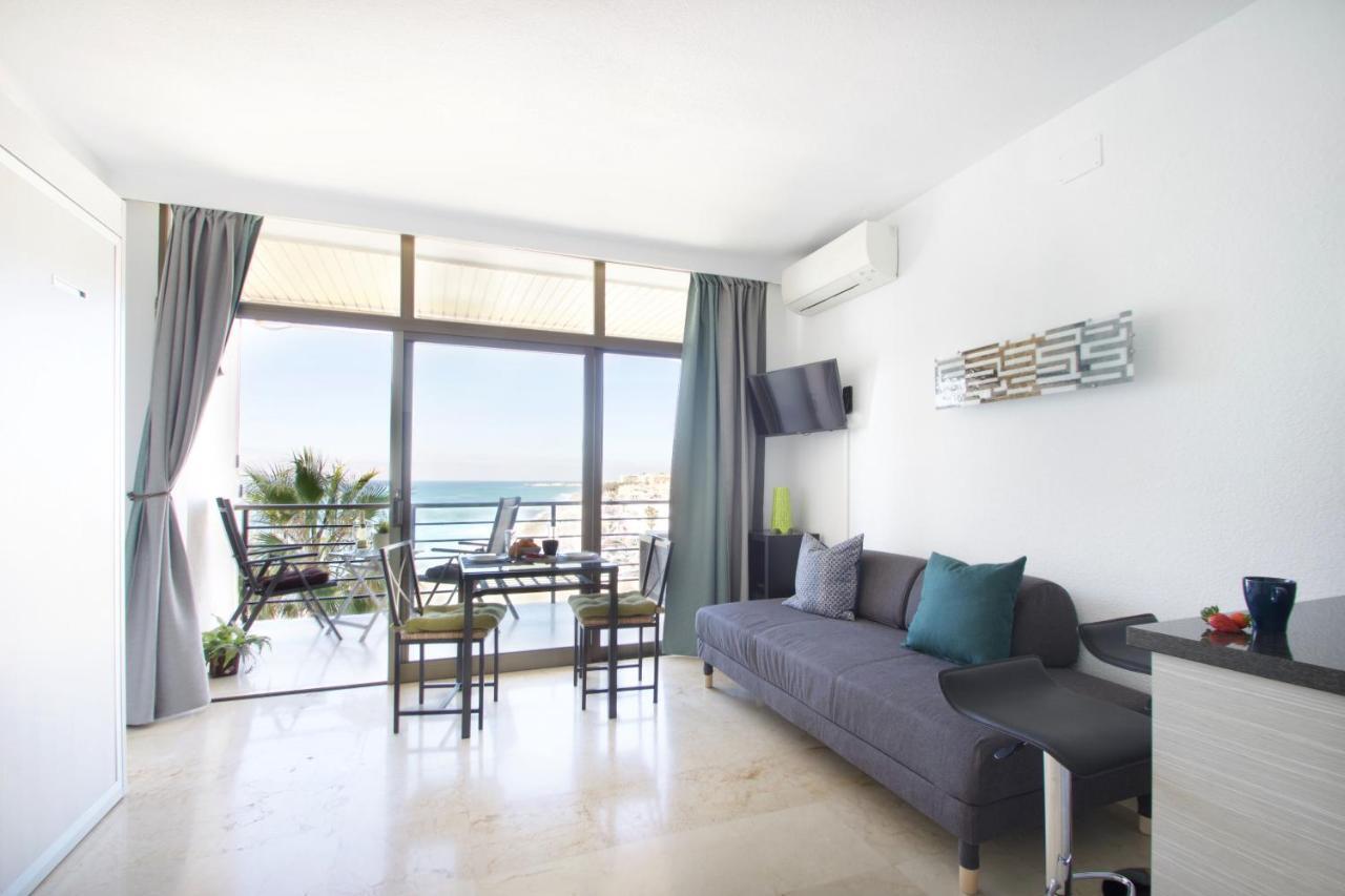 Sea Front Studio With Spacious Balcony Santa Clara Torremolinos Extérieur photo